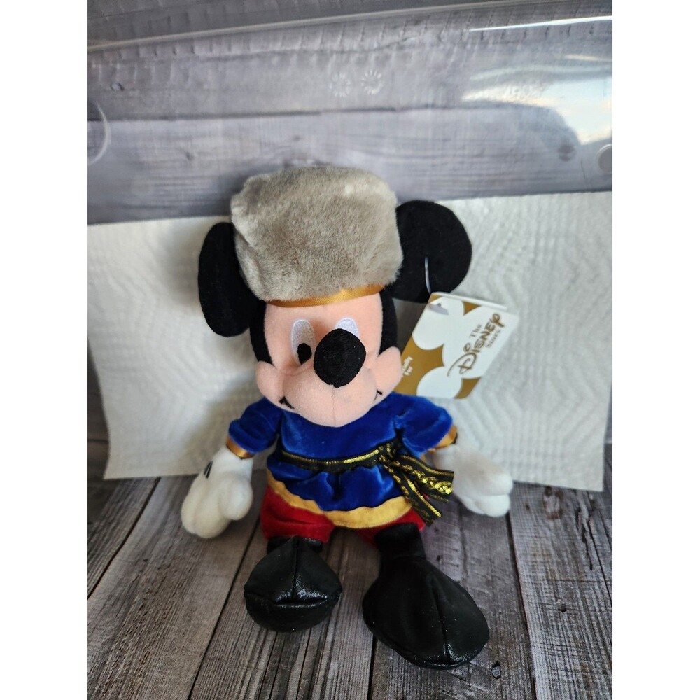 NWT Disney Store Globe Trotting Russian Mickey Mouse Bean Bag Plush